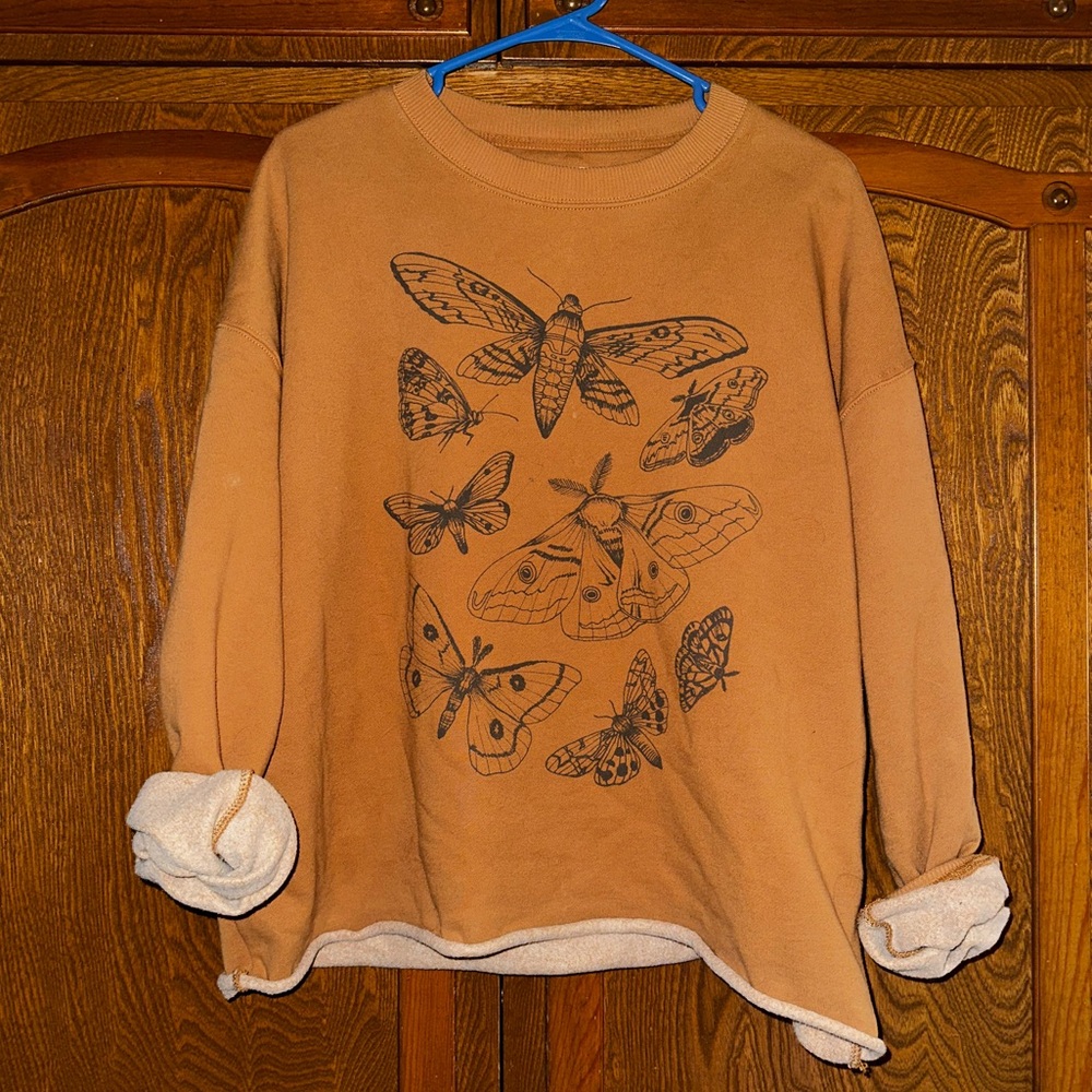 AE Women’s Crewneck Fleece